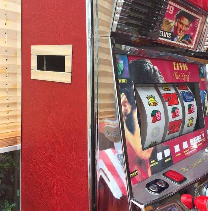 wedding gift post box / slot machine